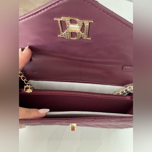 NWT | Badgley Mischka | Diamond Quilt Convertible Crossbody Bag | Plum - Picture 5 of 7